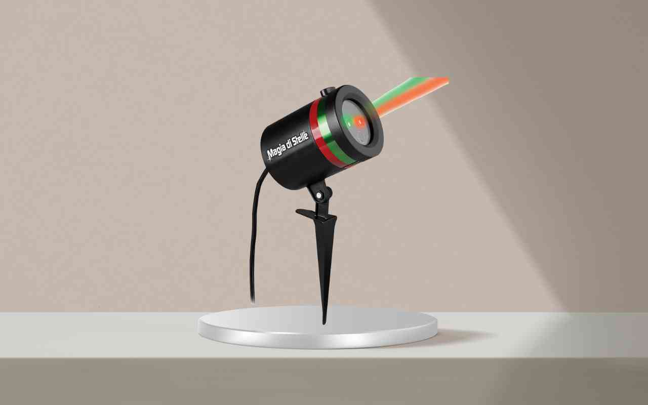 Crea atmosfere magiche con Magia di Stelle, il faretto laser per ogni occasione